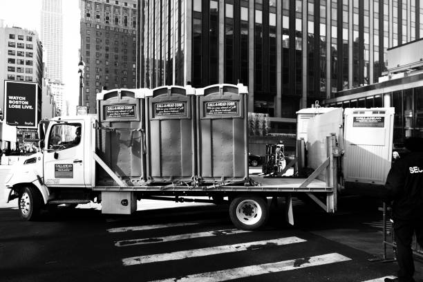 Portable Toilet Options We Offer in Coopersville, MI